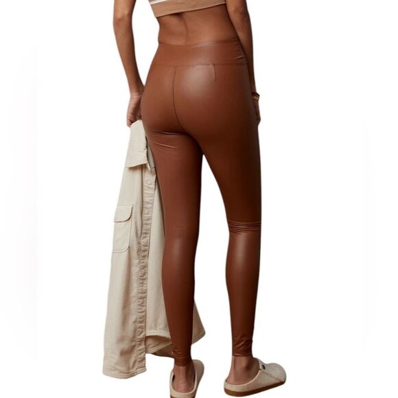 OFFLINE By Aerie Real Luxe Faux Leather Leggings Womens Size Large Brown NWT - Picture 3 of 11